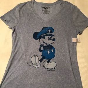 Disney cruise line v neck T-shirt size L